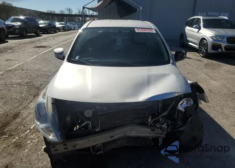 2016 Nissan Versa S из США, поврежденный, VIN 3N1CN7AP7GL882951